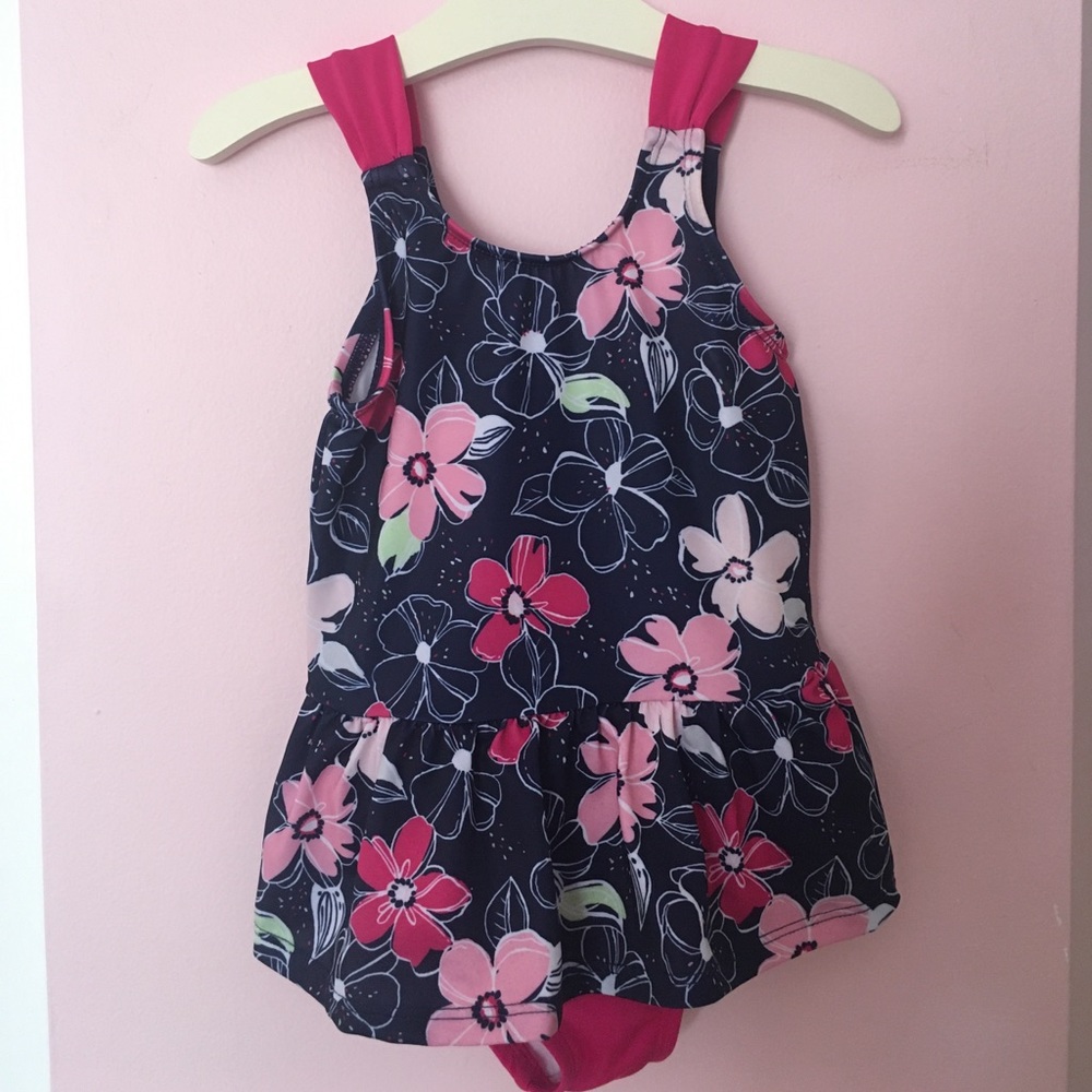 Gymboree toddler girl size 3T floral swimming suit